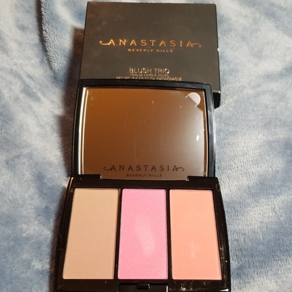 Anastasia Beverly Hills Other - Anastasia Blush Trio